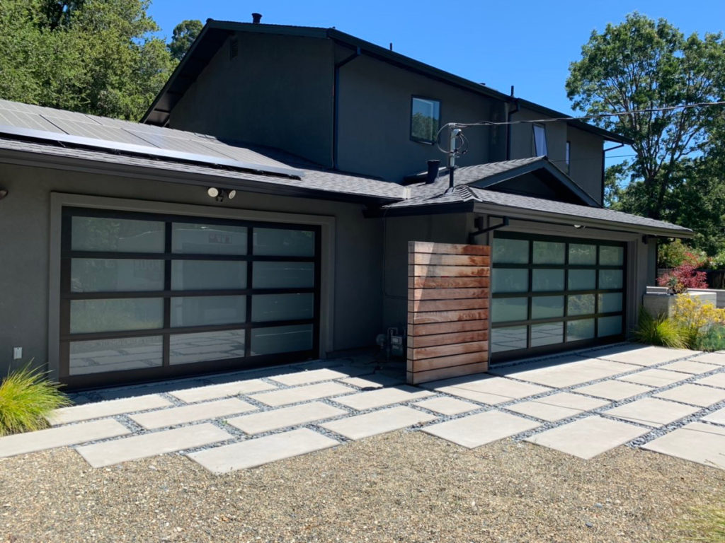 Want to boost your home's curb appeal? Learn about new garage door installation with 604 Garage Doors! Our tips will guide you through the process with ease!